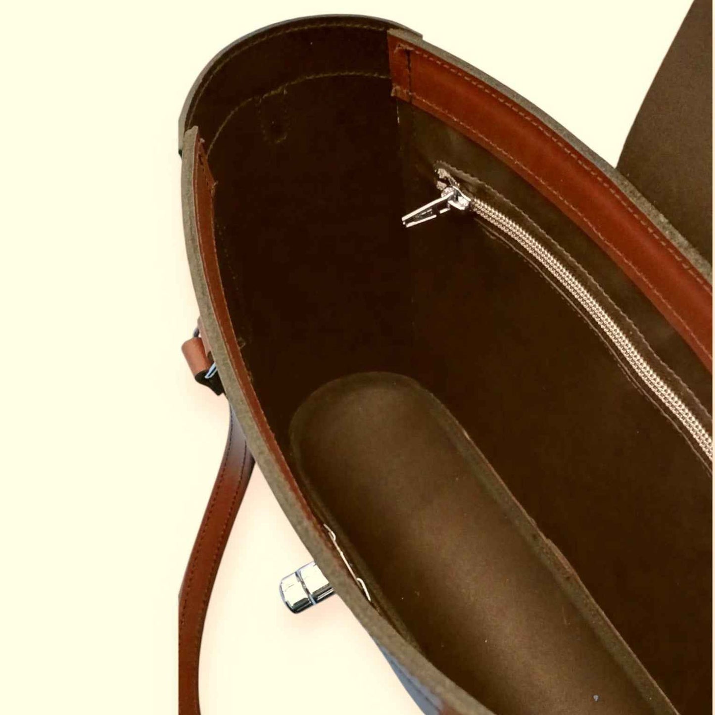 Leather Mini Twist Lock Shopper Bag - Chestnut