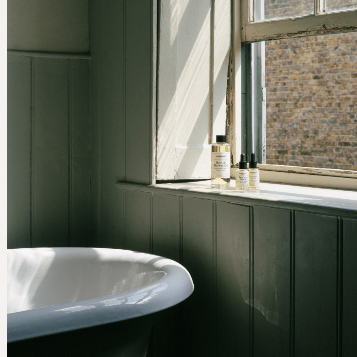 Calming Bath and Shower Oil with Roman Chamomile
