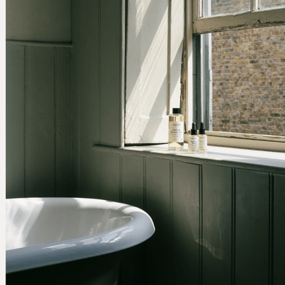 Calming Bath and Shower Oil with Roman Chamomile