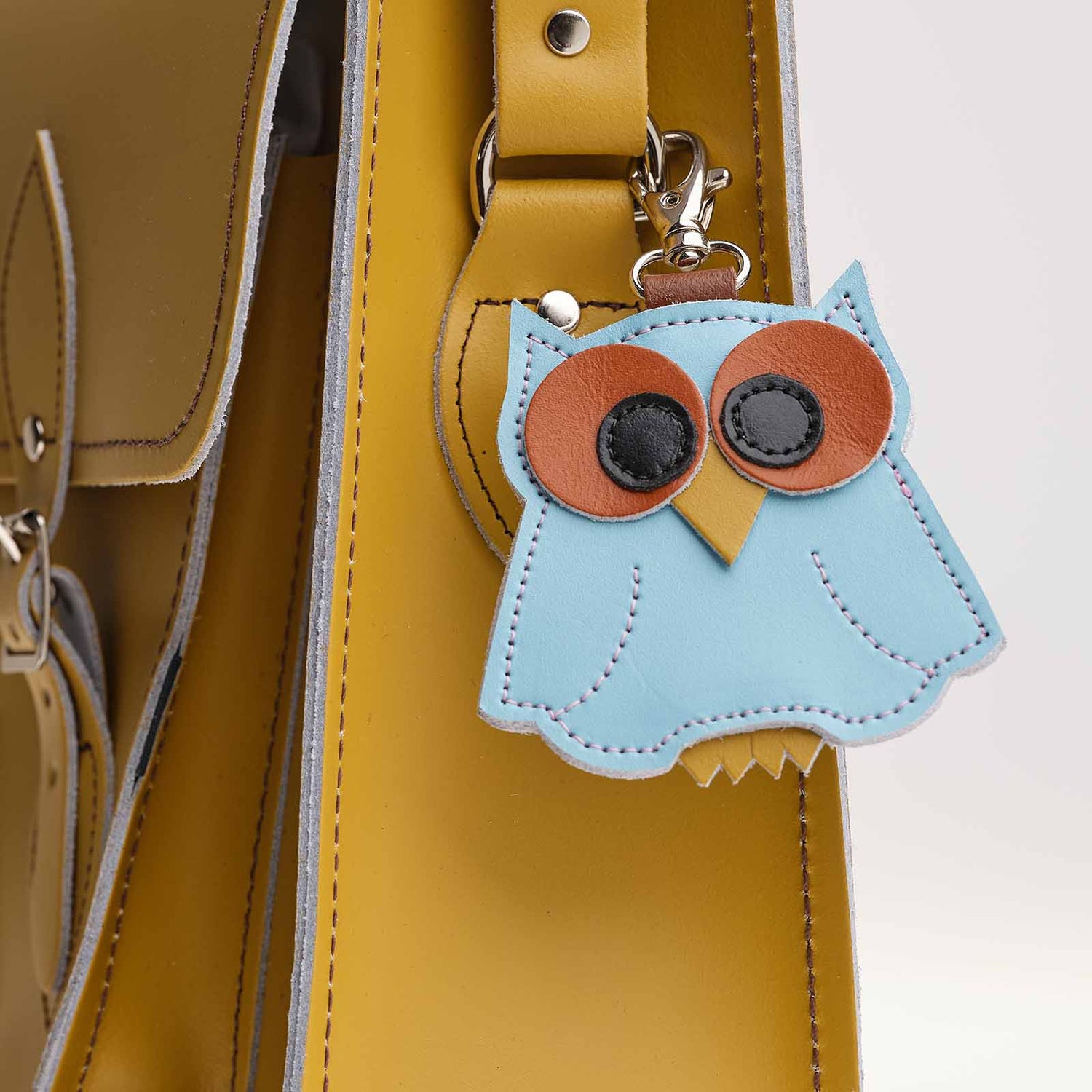 Owl bag charm - Limpet - Shell Blue  