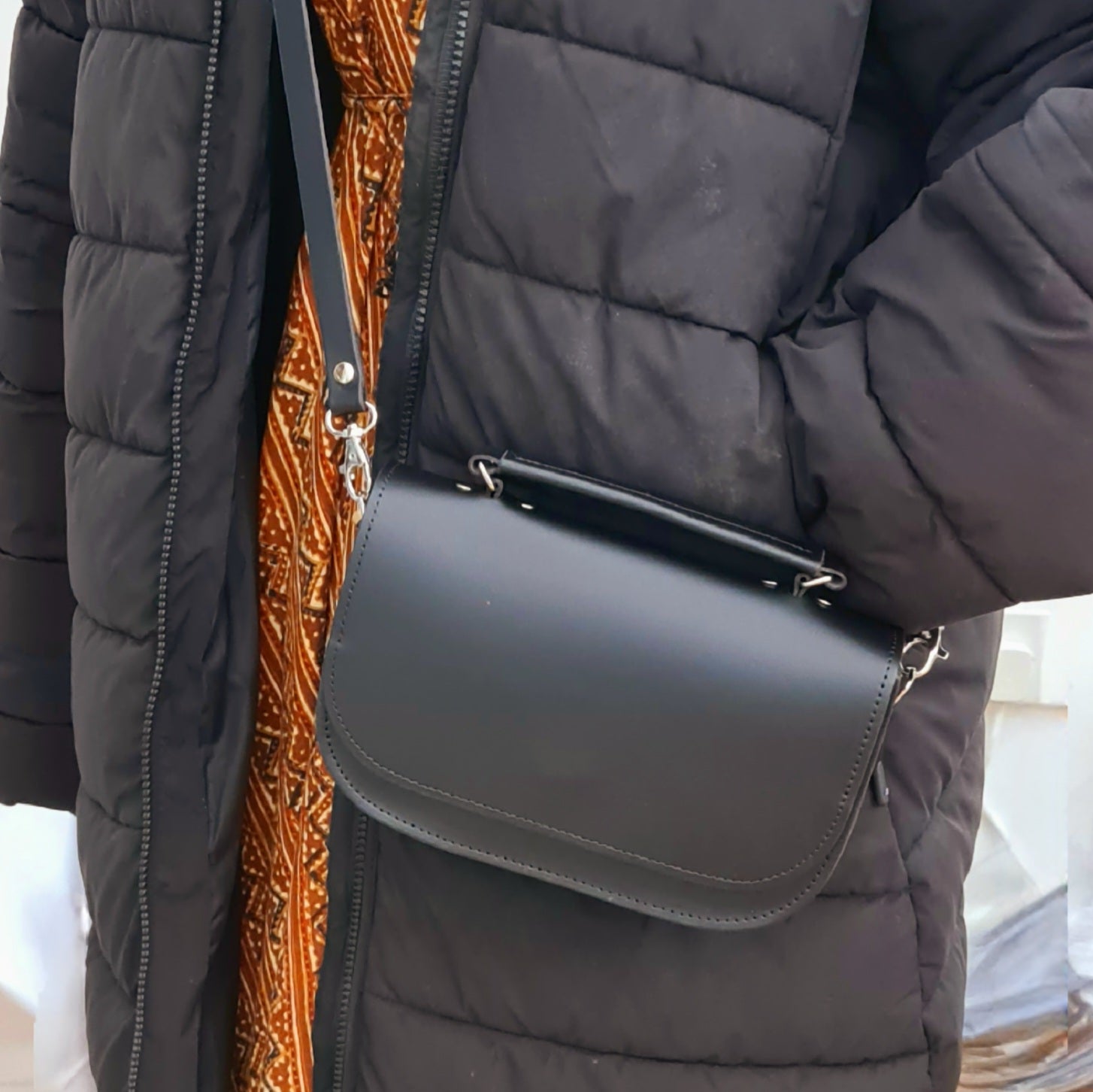 Aura Handmade Leather Bag - Black  