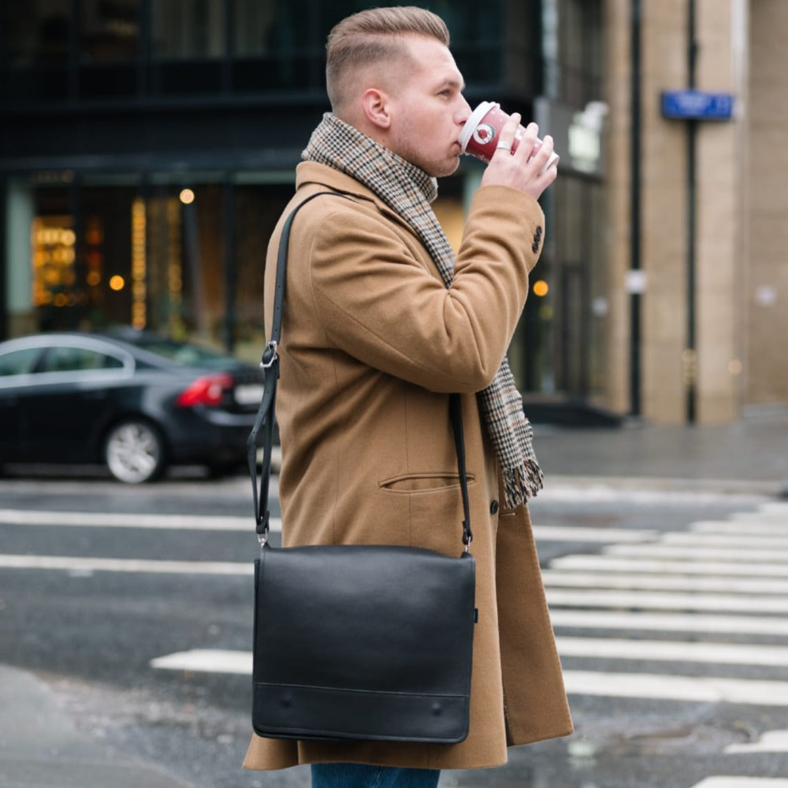 Men's Leather Tannery Messenger Bag - Tan