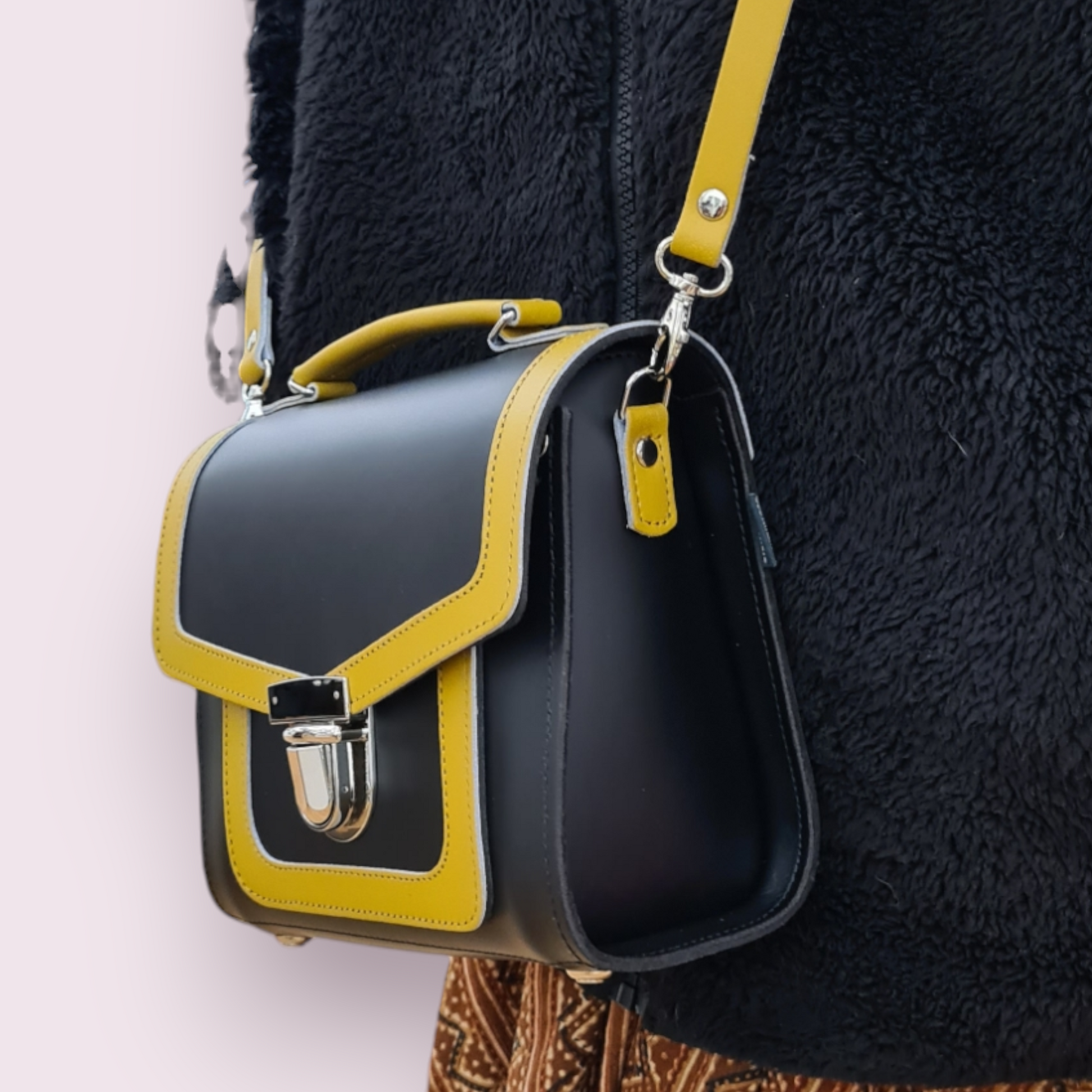 Harmony Handmade Leather Sugarcube Plus Handbag - Ochre  