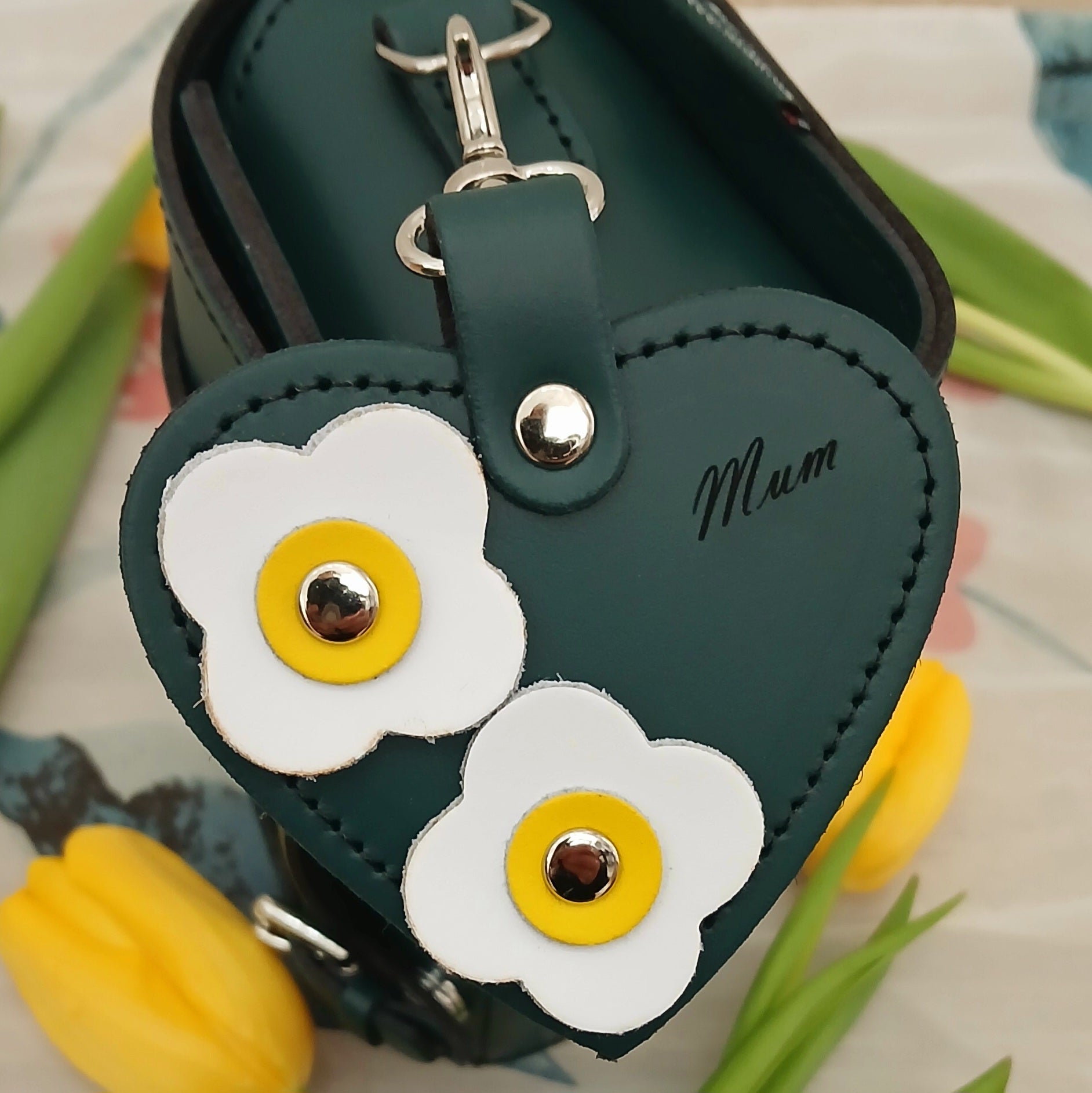 Love heart bag charm - with 'Mum' engraving and flower appliques - Pine  