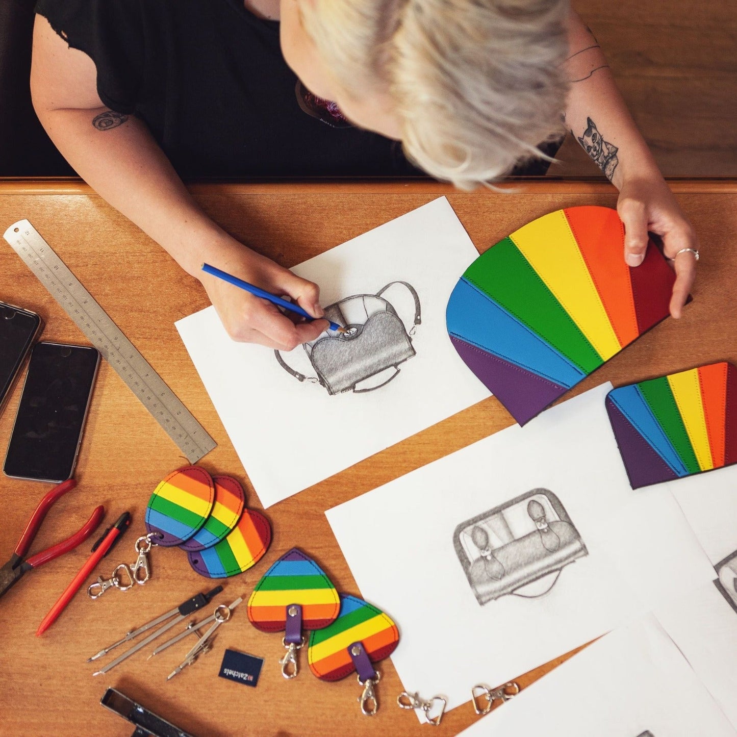 Handmade Leather Twist Lock Saddle Bag - Pride  